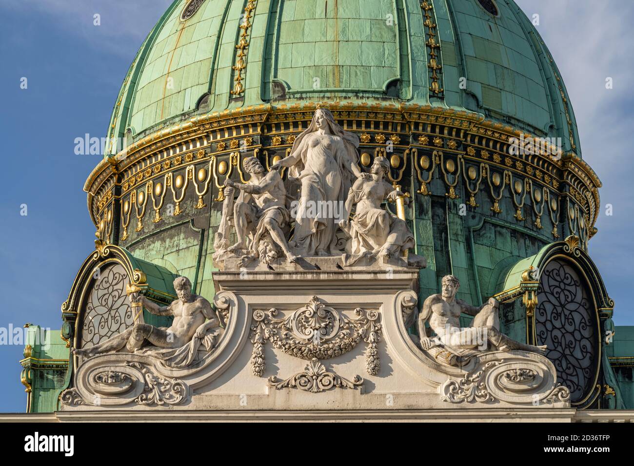 Kuppel des Michaelertrakt der Hofburg à Wien, Österreich, Europa | Dôme de l'aile Saint-Michel, Vienne, Autriche, Europe Banque D'Images