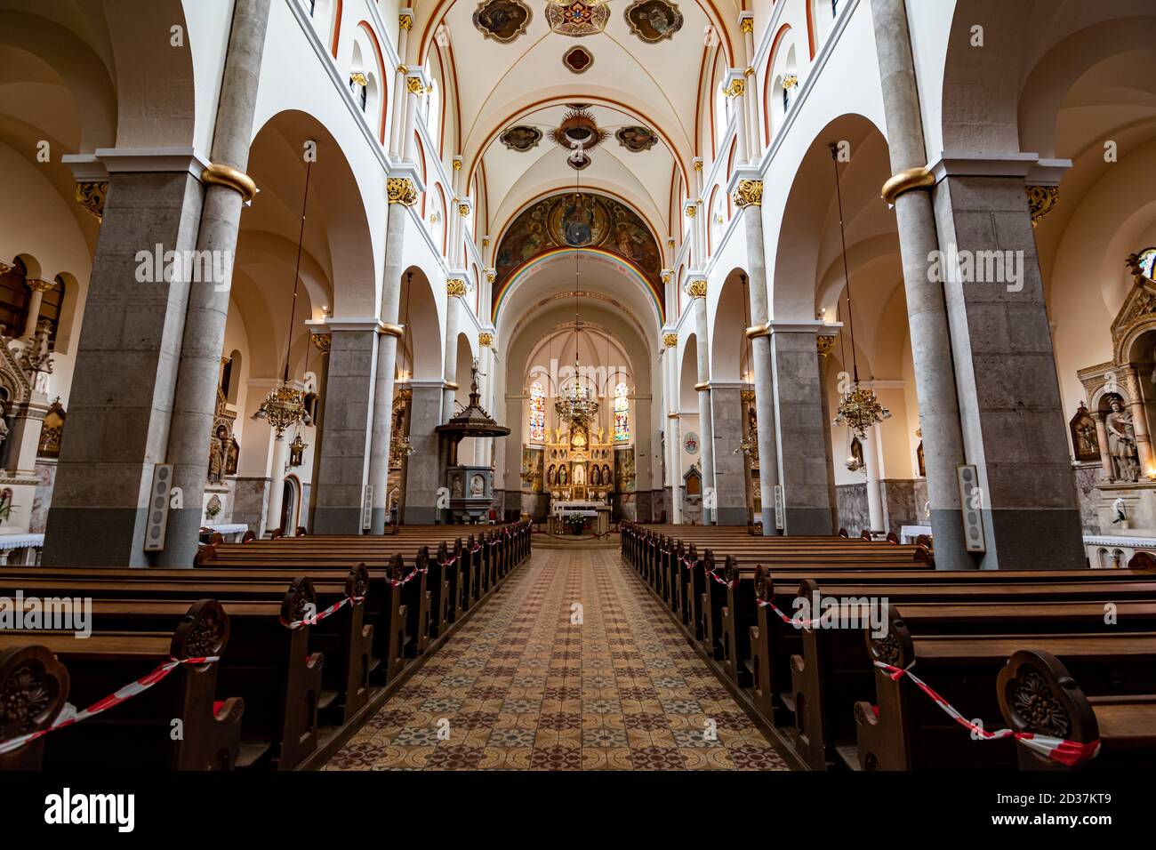 Photo intérieure de la belle cathédrale de Maribor, Slovénie Banque D'Images