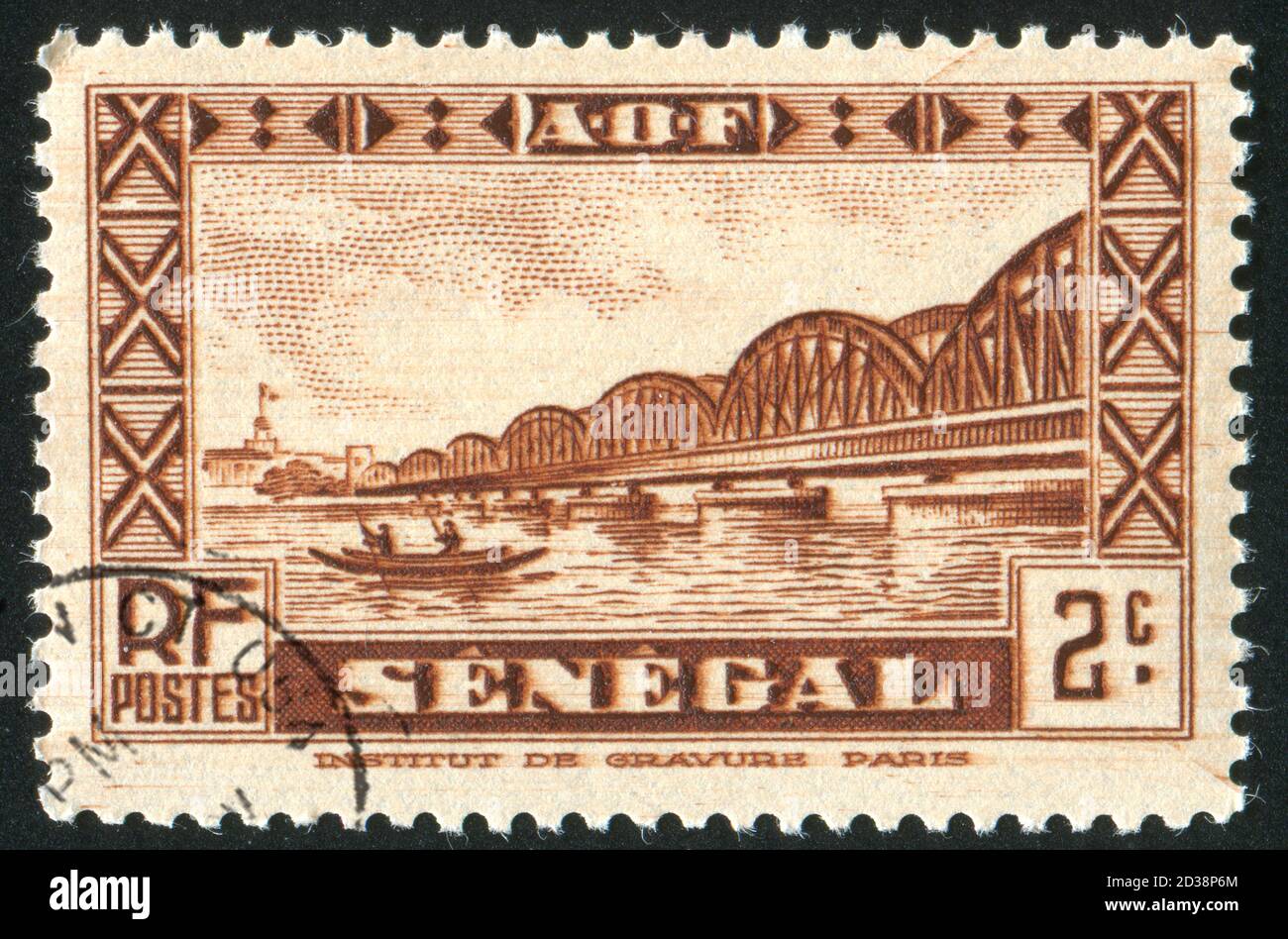 SÉNÉGAL - VERS 1931 : timbre imprimé par le Sénégal, montre le pont Faidherbe, vers 1931. Banque D'Images