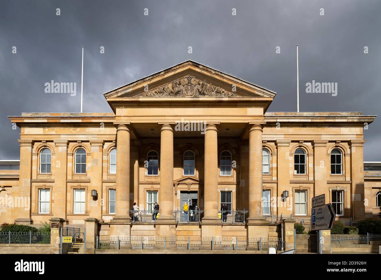 Extérieur de Dundee Sheriff court, Tayside, Écosse, Royaume-Uni Banque D'Images
