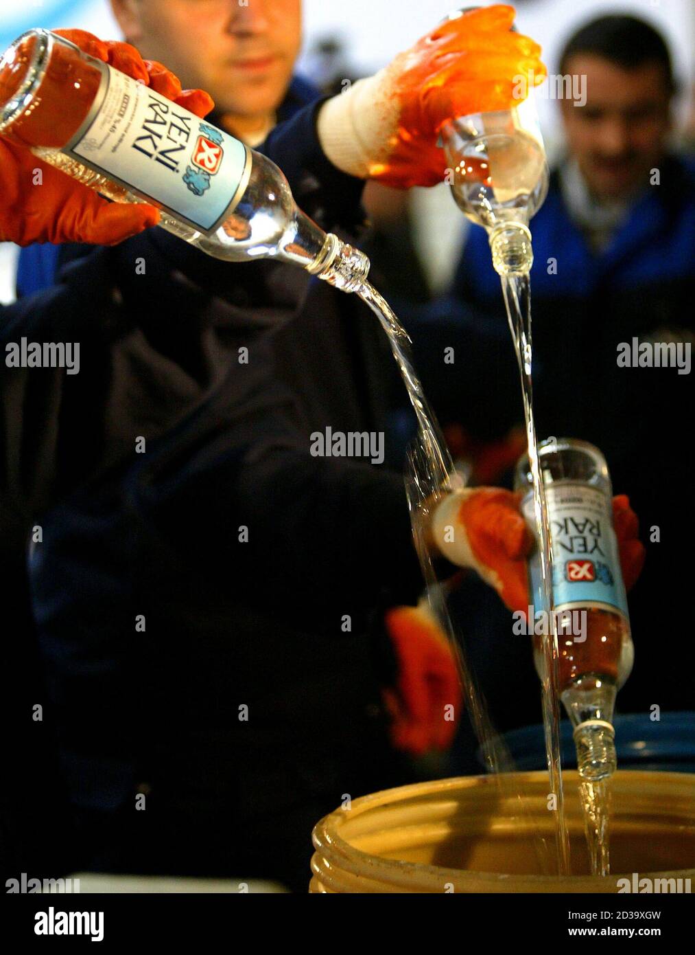 Yeni Raki Banque D Image Et Photos Alamy