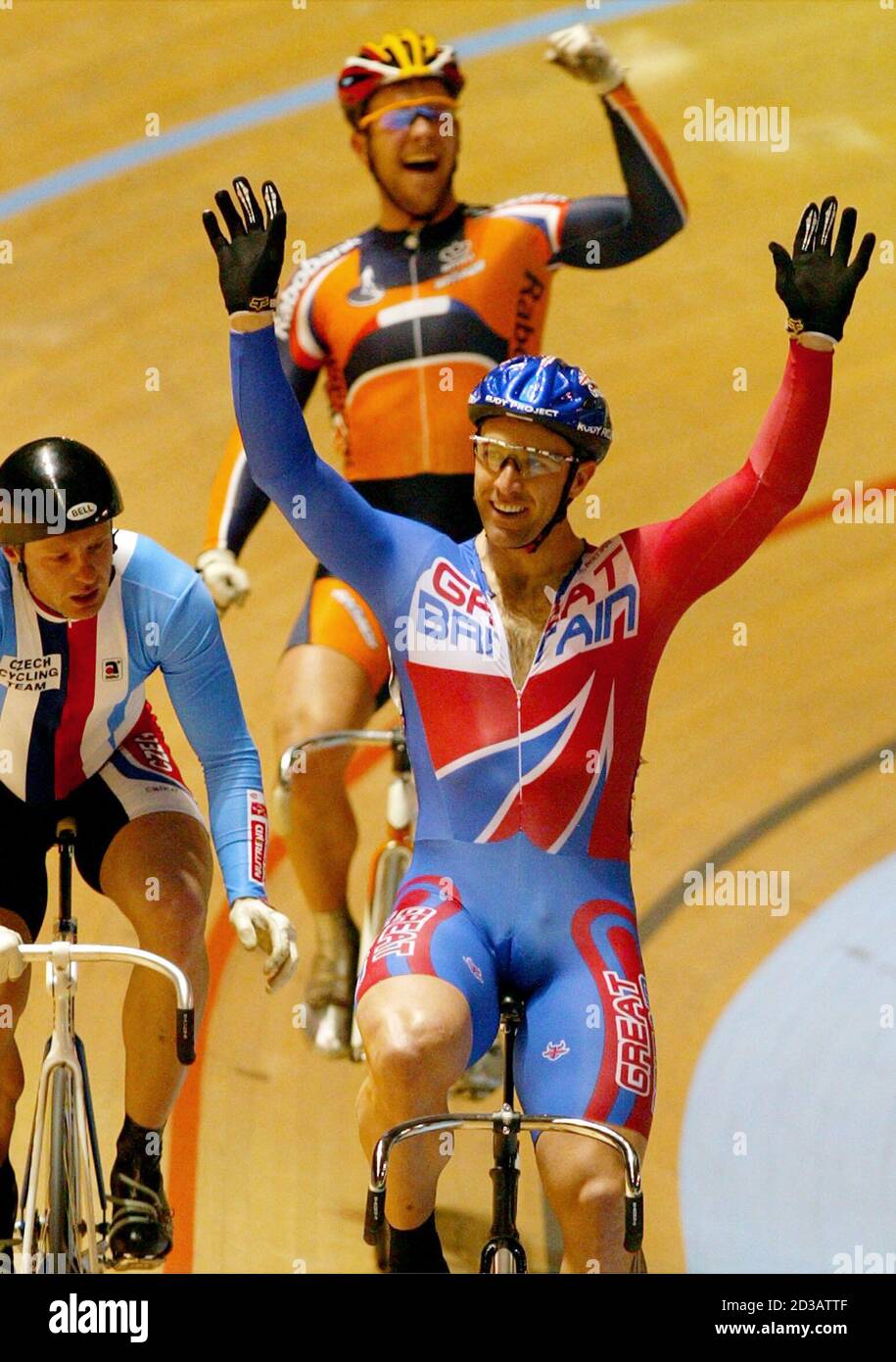KEIRIN FINAL AT THE WORLD CHAMPIONSHIPS 
