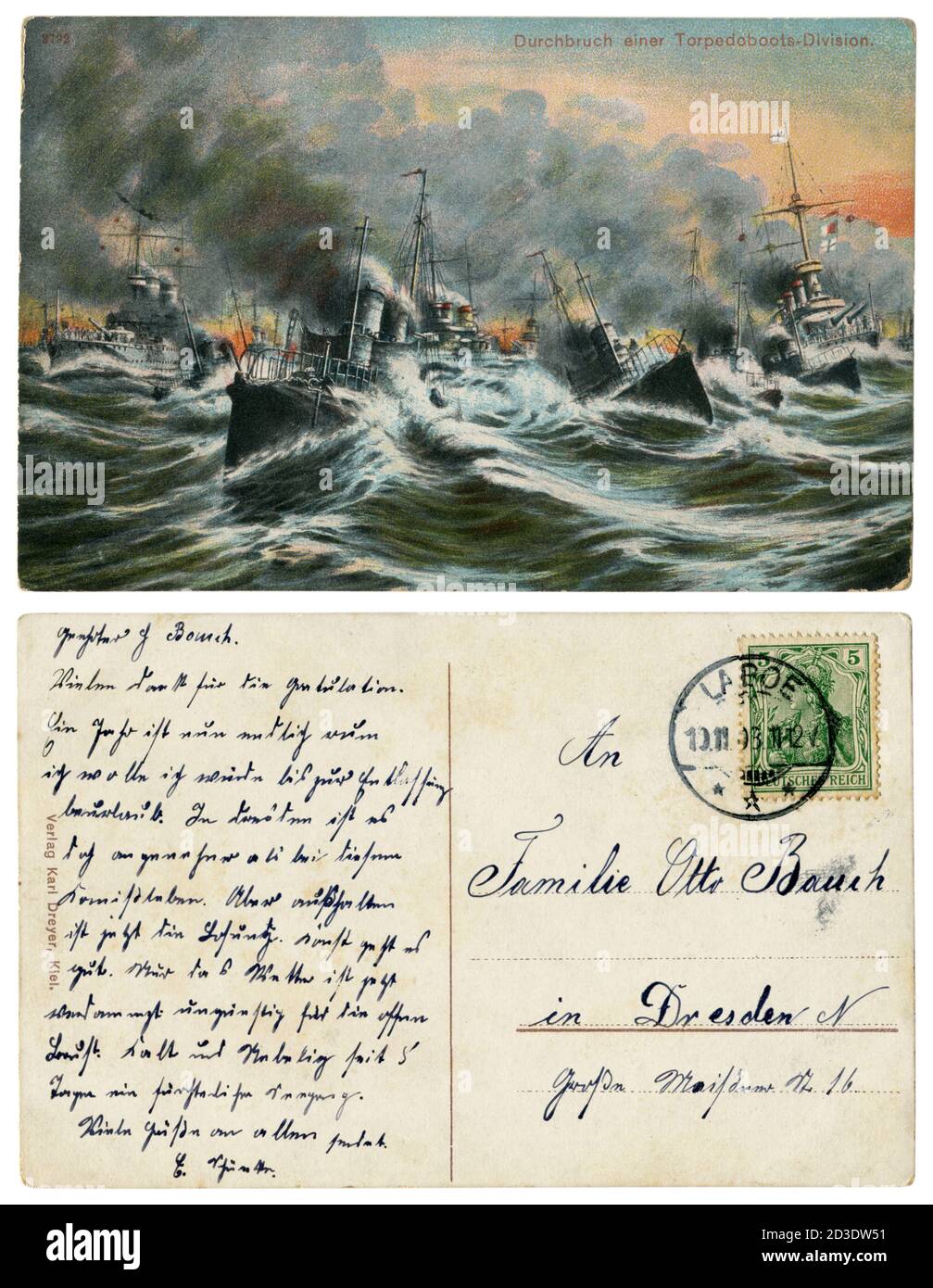Carte postale historique allemande : percée d'une division de bateaux de torpille. Une flottille dans une mer agitée. Marine impériale allemande (kaisermarine), 1908, à l'envers Banque D'Images
