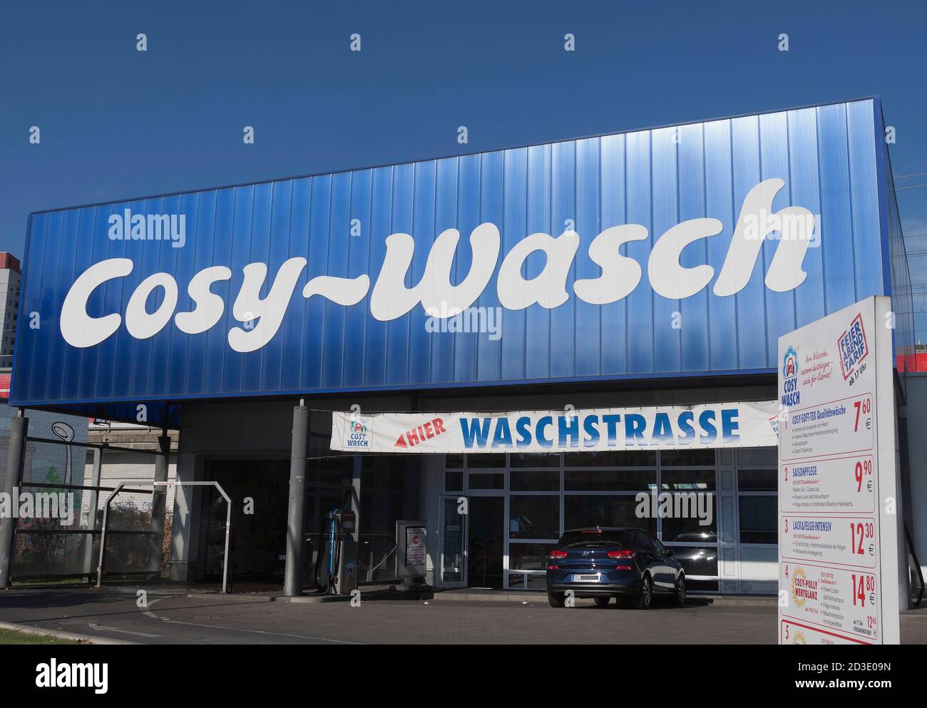 Lavage de voiture, Wasch confortable à Berlin Banque D'Images