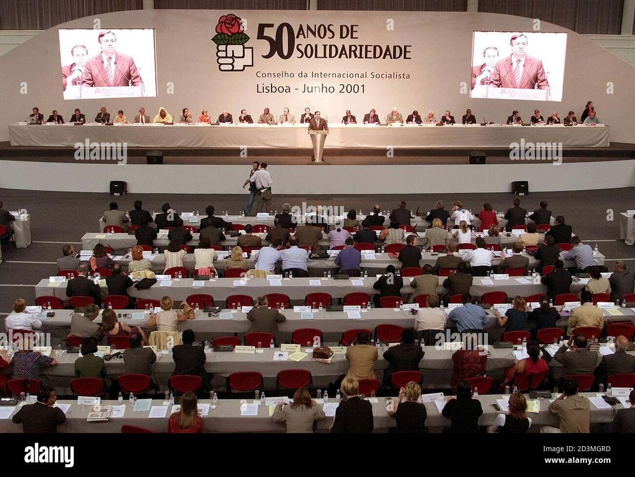 Vue de la réunion de l'internationale socialiste le 29 juin 2001. Les dirigeants de l'organisation internationale socialiste ont commencé vendredi leur Conseil de 2001 à Lisbonne. JR Banque D'Images