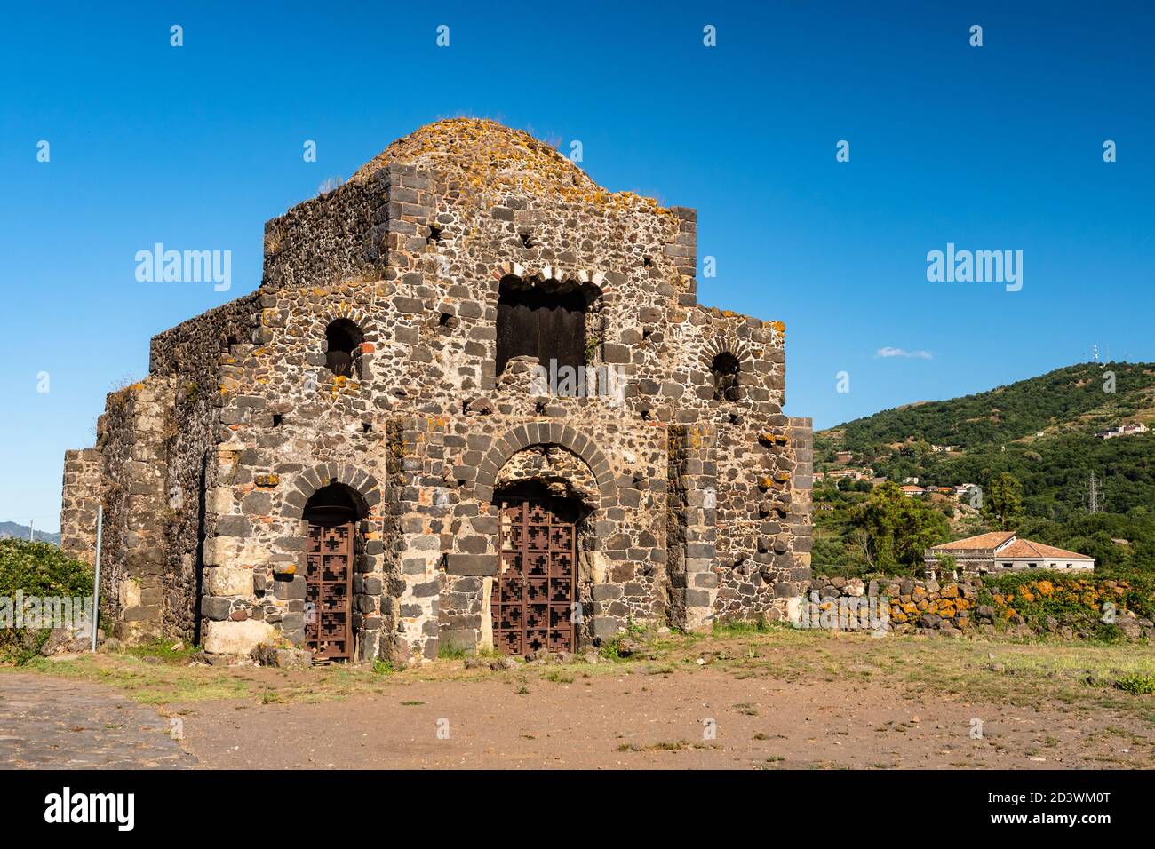 Vue sur Cuba di Santa Domenica près de Castiglione di Sicilia Photo Stock -  Alamy
