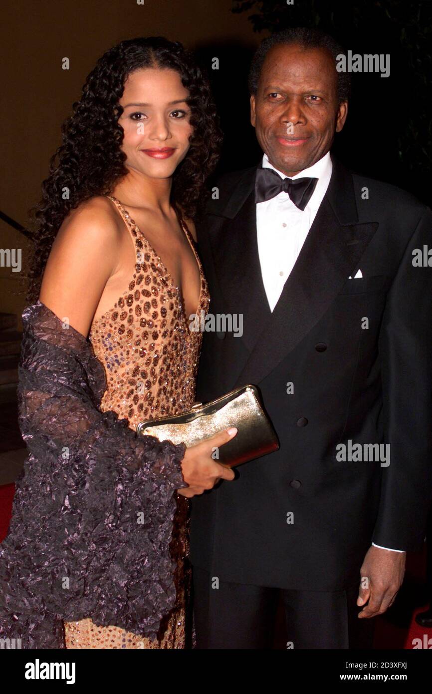 Sydney Tamiia Poitier Frères Et Sœurs Sidney Poitier And Sydney Poitier Banque d'image et photos - Alamy
