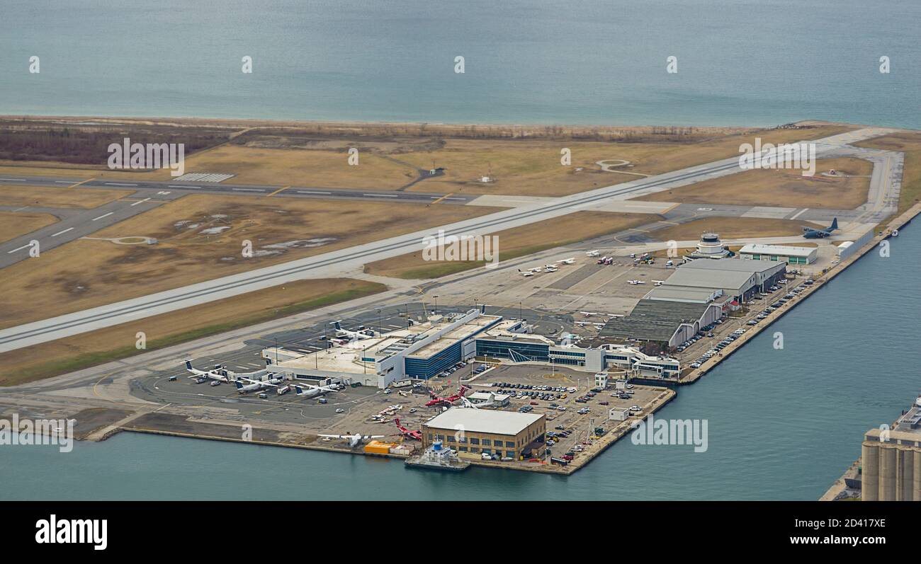 L'aéroport Billy Bishop de Toronto, communément appelé l'aéroport de l'île de Toronto, est un petit aéroport international situé sur les îles de Toronto Banque D'Images