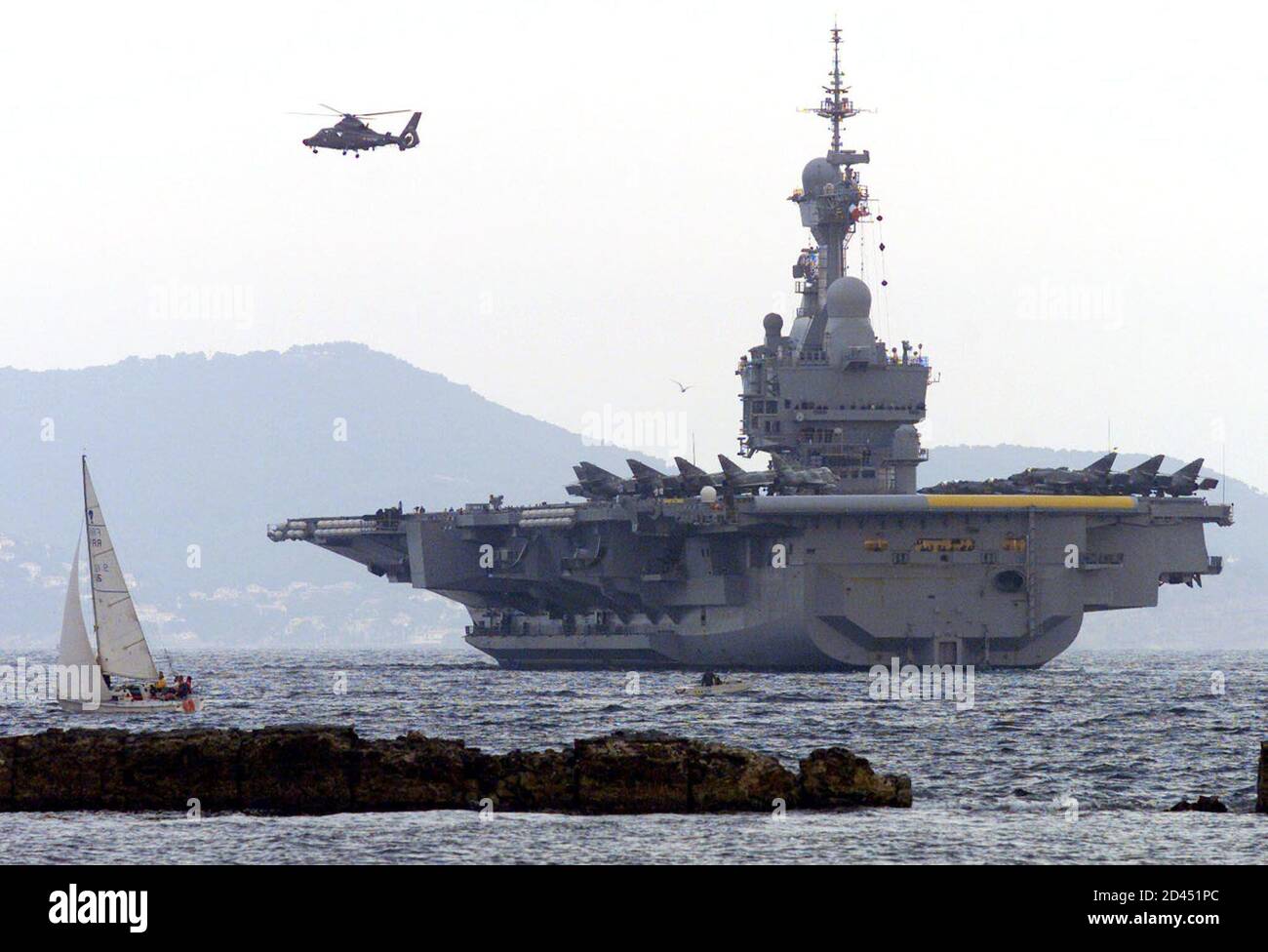 Marine Nationale" Belle photo du porte-avion Foch a encadré "Imp à Toulon photo 