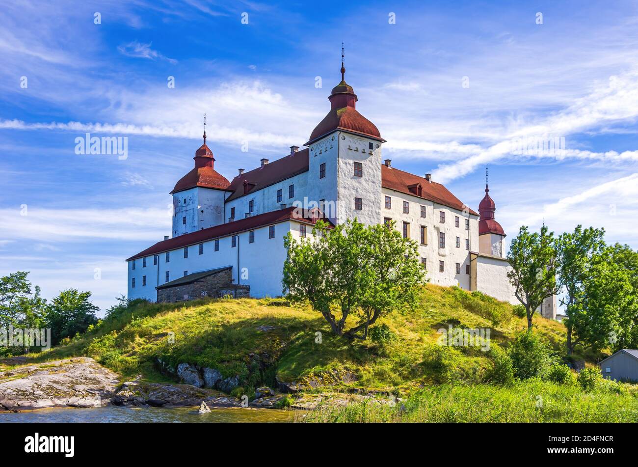 Vue sur le château baroque de Läckö, sur Kållandsö, dans le lac Vänern, à Västergötland, en Suède. Banque D'Images