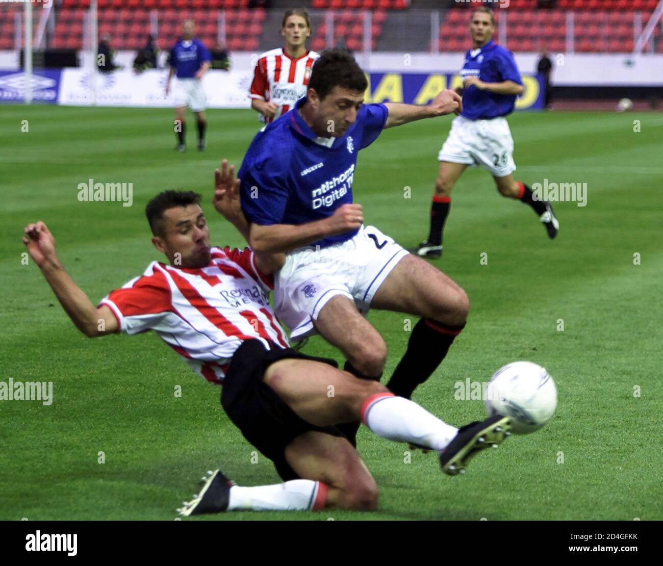 ANTONIN MLEJNSKY, JOUEUR TCHÈQUE DE FOOTBALL DE VIKTORIA ZIZKOV, DÉFIE