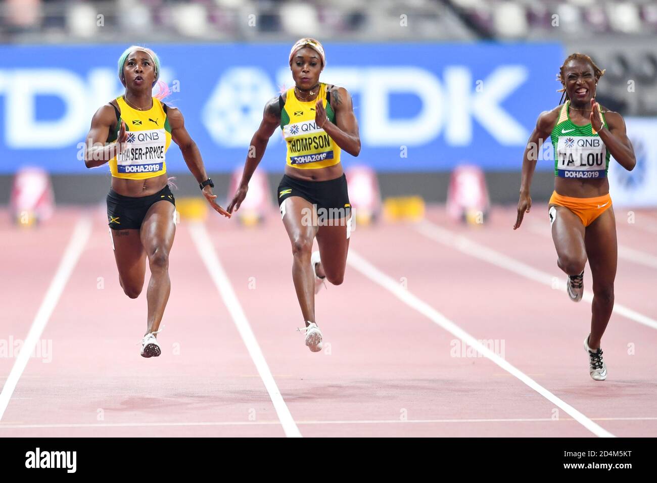 Shelly-Ann Fraser-Pryce (JAM), Marie Josee Ta Lou (CDI), Elaine Thompson (JAM). 100 mètres de finale. Championnats du monde d'athlétisme de l'IAAF, Doha 2019 Banque D'Images