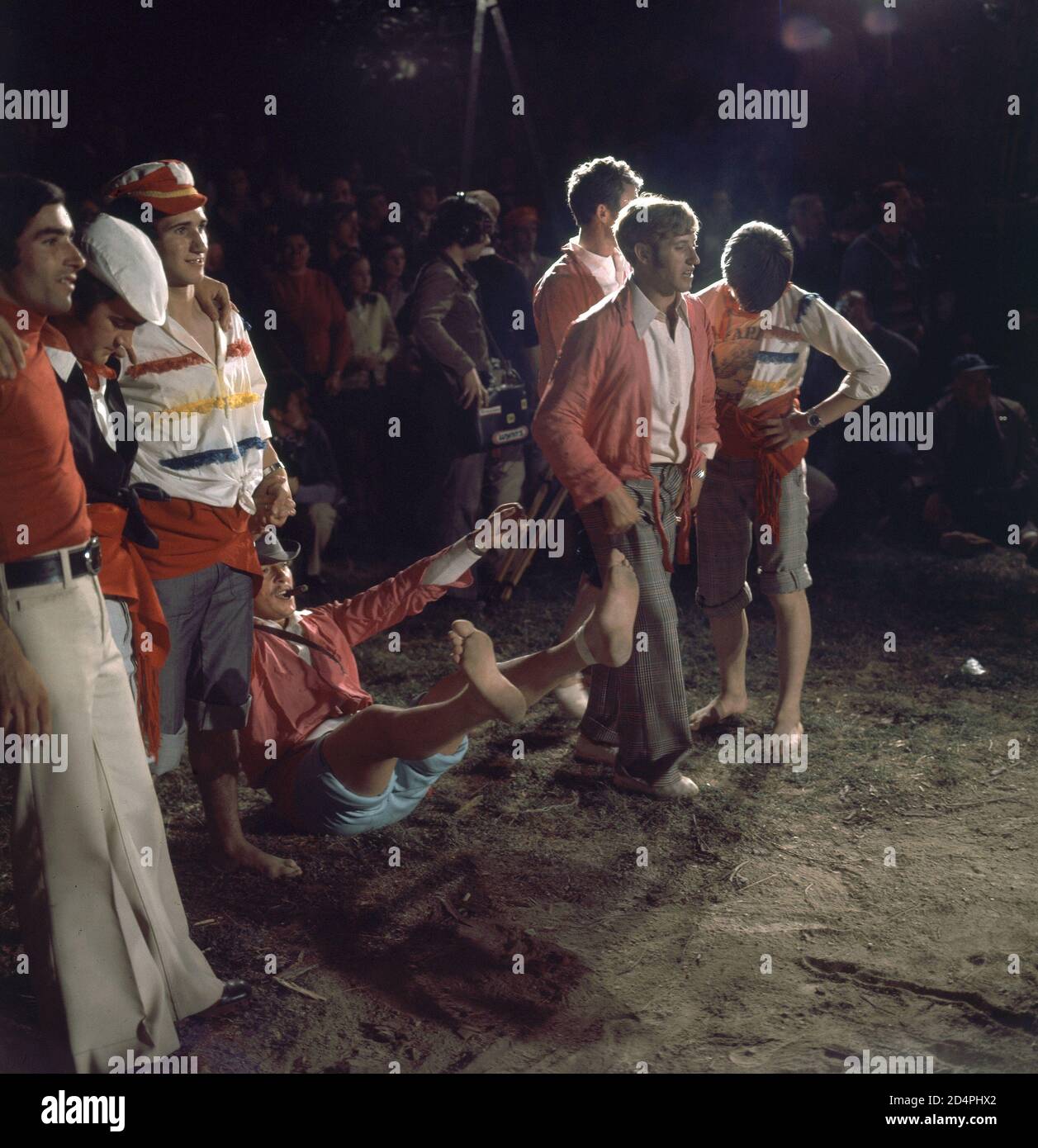 DIA DE SAN JUAN - HOGUERA. SITUATION: FIESTA DE LA MONDIGA. SAN PEDRO MANRIQUE. Soria. ESPAGNE. Banque D'Images