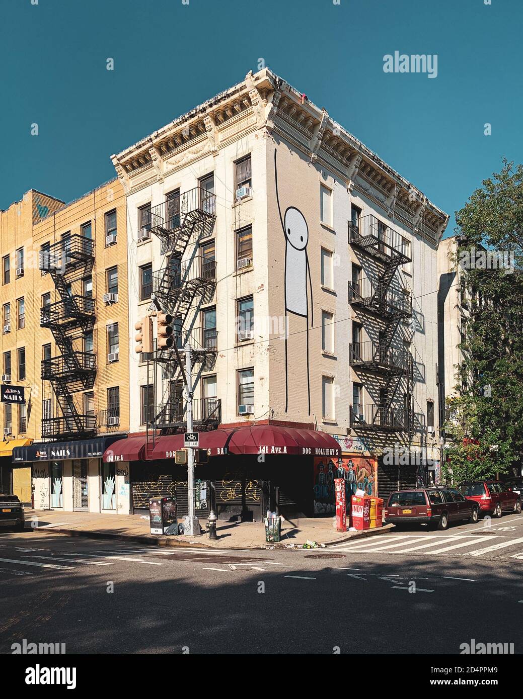 Au coin de Saint Marks place et Avenue A dans East Village, Manhattan, New York Banque D'Images