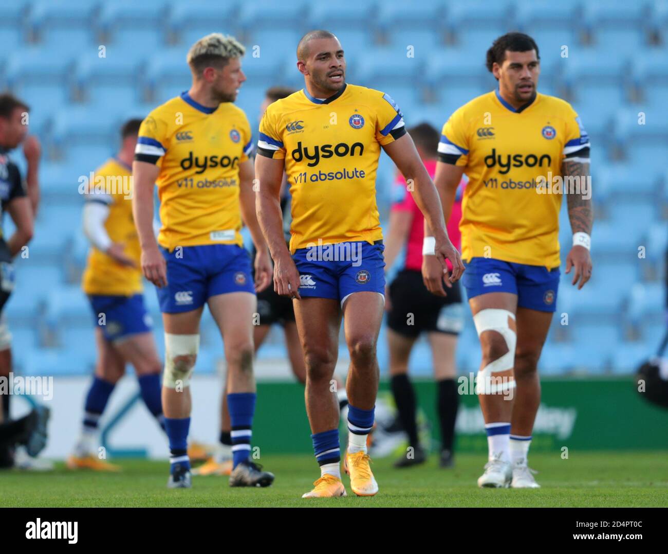 Jonathan Joseph de Bath est abattu lors du match semi-final Gallagher Premiership à Sandy Park, Exeter. Banque D'Images