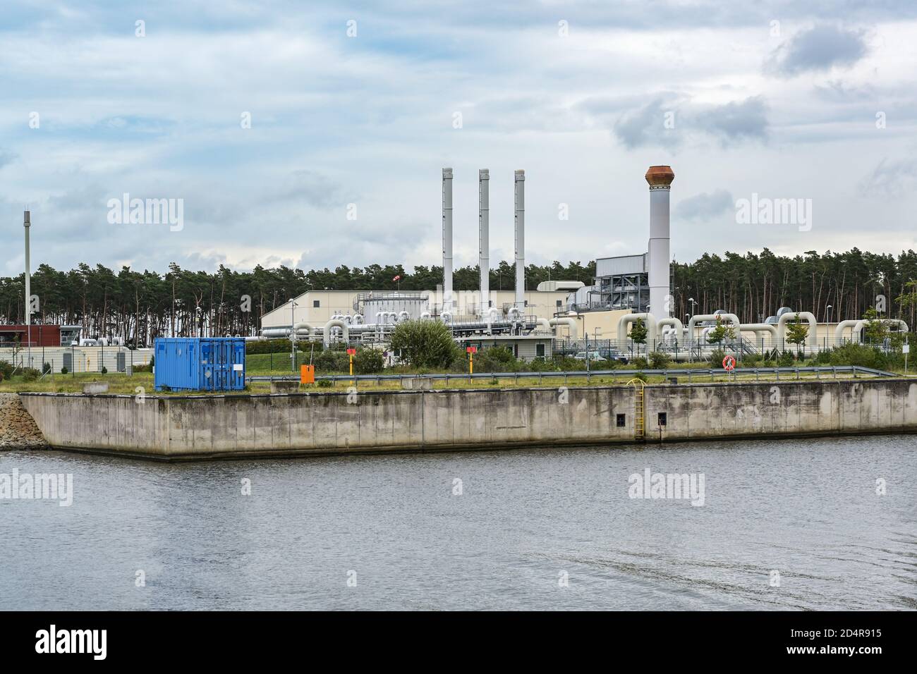 Le gazoduc Nord tombe dans le port industriel de Lubmin près de Greifswald, gazoduc traversant la mer Baltique de la Russie à l'Allemagne, cl Banque D'Images