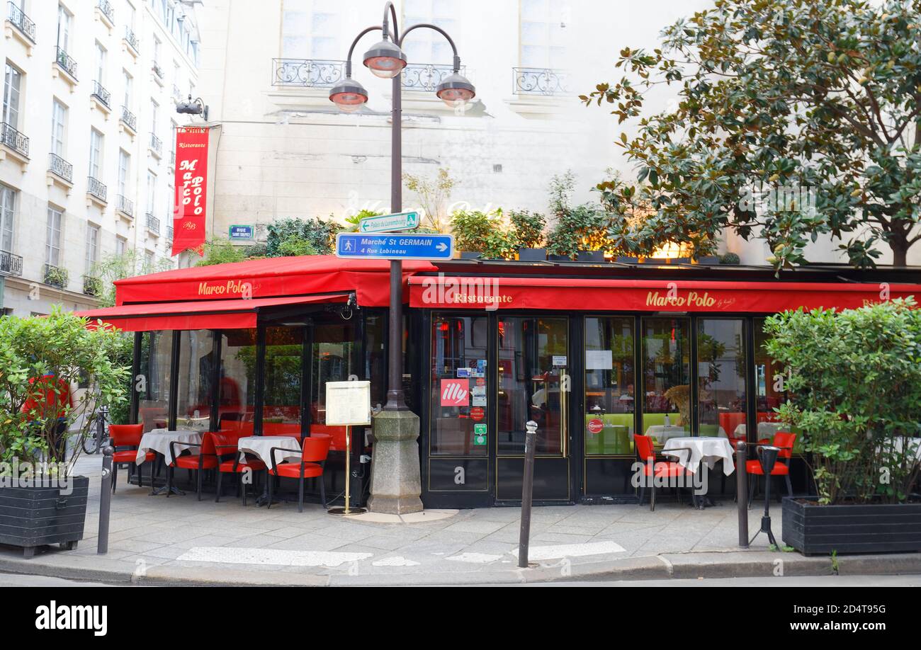 Situé dans le 6ème arrondissement de Paris, le Marco Polo est le restaurant  de la gastronomie italienne Photo Stock - Alamy