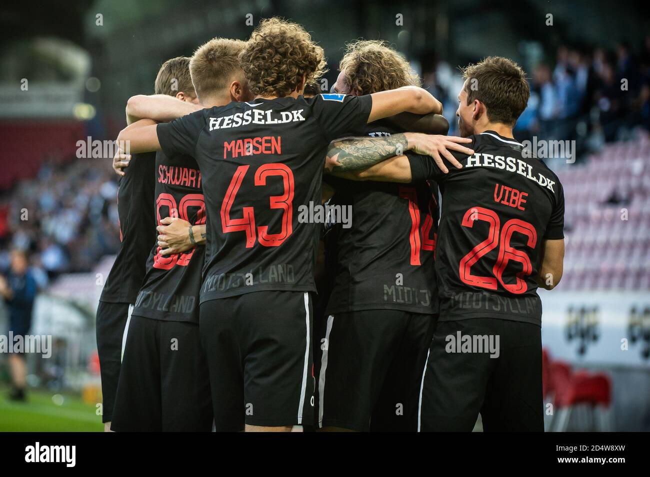 Herning, Danemark. 21 juin 2020. Alexander Scholz (14) du FC Midtjylland a obtenu des scores lors du match 3F Superliga entre le FC Midtjylland et le GF d'Aarhus au MCH Arena de Herning. (Crédit photo: Gonzales photo - Morten Kjaer). Banque D'Images