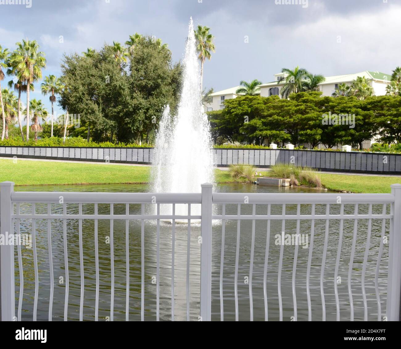 Vietnam Memorial Wall du sud-ouest de la Floride, au Veterans Park à Punta Gorda est une réplique à demi-échelle du Vietnam Veterans Memorial à Washington DC Banque D'Images
