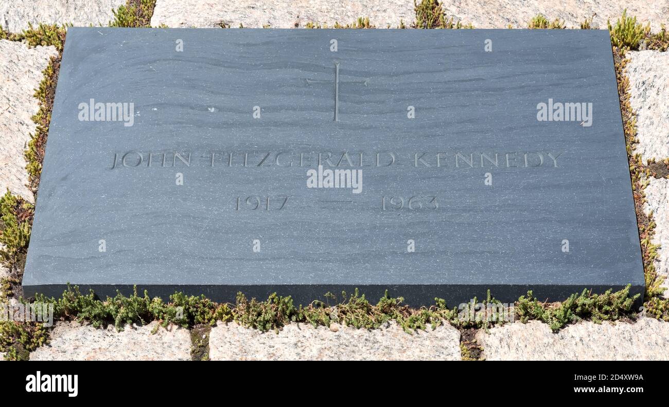 Le tombeau du Président John F. Kennedy au cimetière national d'Arlington près de Washington D.C. Banque D'Images