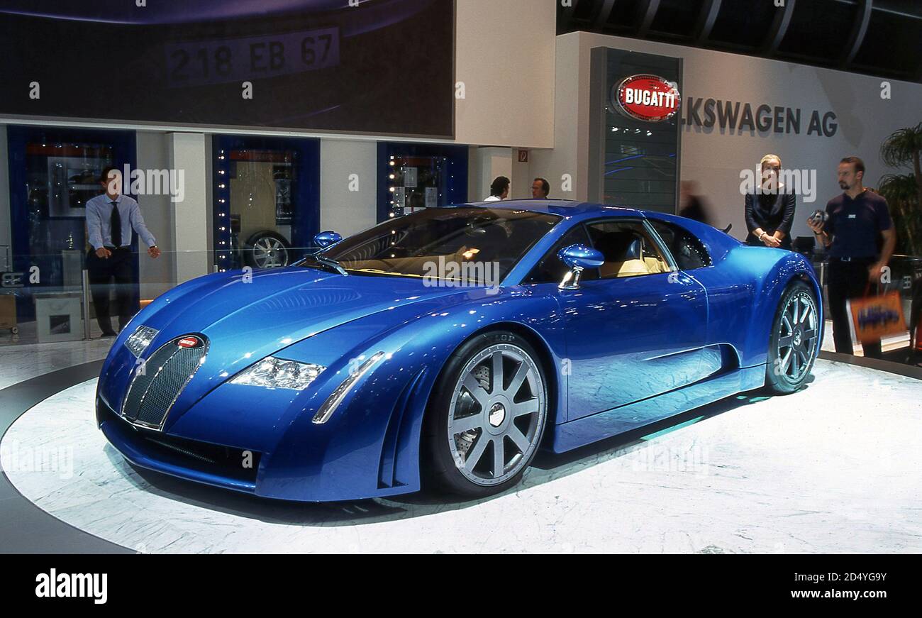Bugatti 18/3 Chiron concept car au Frankfurt Motor 1999 afficher Banque D'Images
