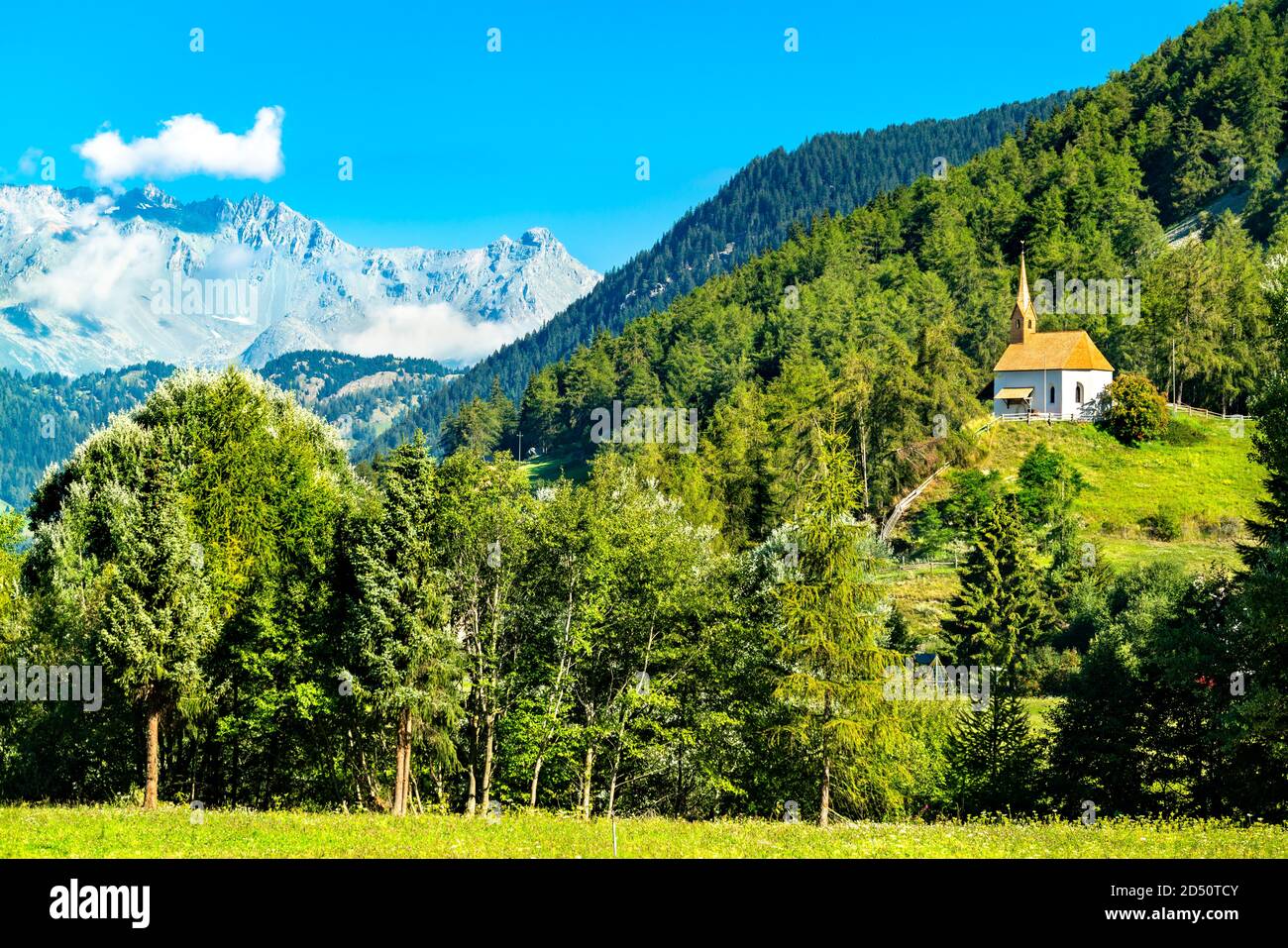 Chapelle Sainte-Anna à Graun im Vinschgau, dans le Tyrol du Sud, en Italie Banque D'Images