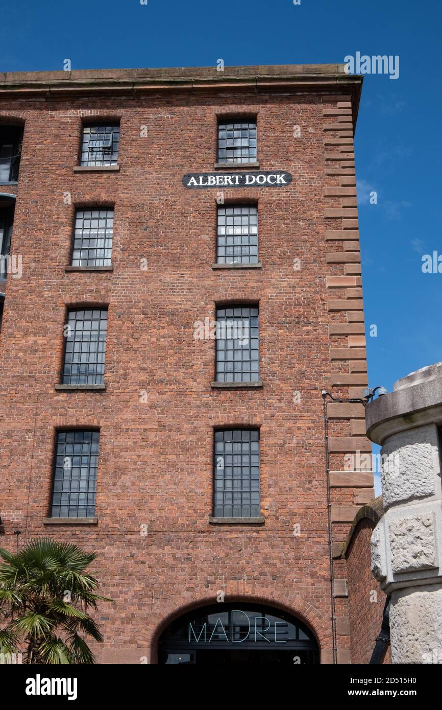 Gros plan sur Albert Dock et le pavillon à Liverpool Juillet 2020 Banque D'Images