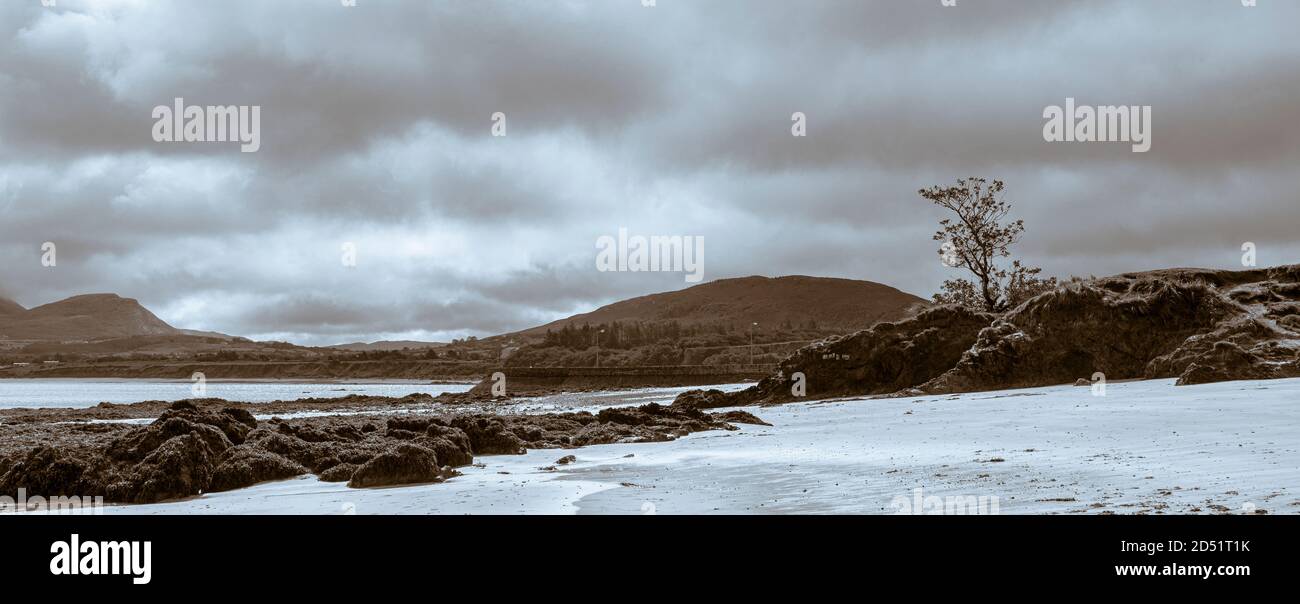 Paysage panoramique, ton divisé, monochrome, Old Head, Louisburgh, comté de Mayo, Irlande Banque D'Images