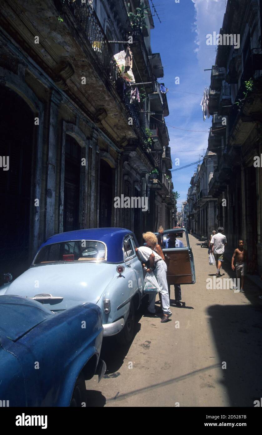 Chevrolet Styline Deluxe Bel Air 1952 dans la vieille Havane à la Havane, Cuba Banque D'Images