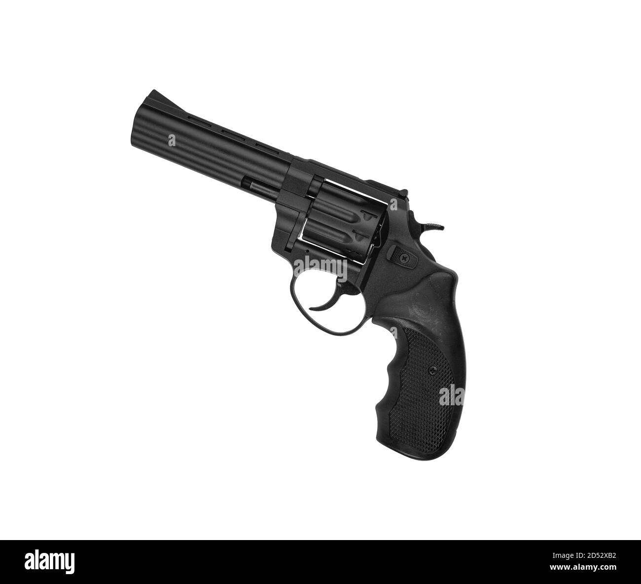 Revolver à pistolet noir isolat sur fond blanc. Armes de défense et d'attaque. Armement de la police, de l'armée et des unités spéciales. Une courte barretée Banque D'Images