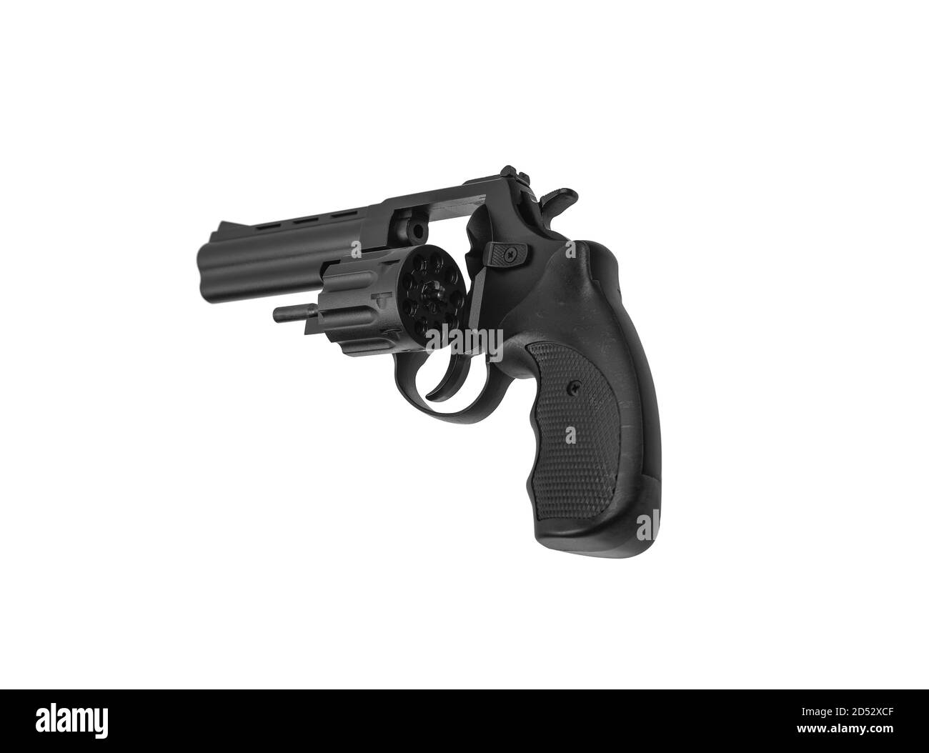 Revolver à pistolet noir isolat sur fond blanc. Armes de défense et d'attaque. Armement de la police, de l'armée et des unités spéciales. Une courte barretée Banque D'Images