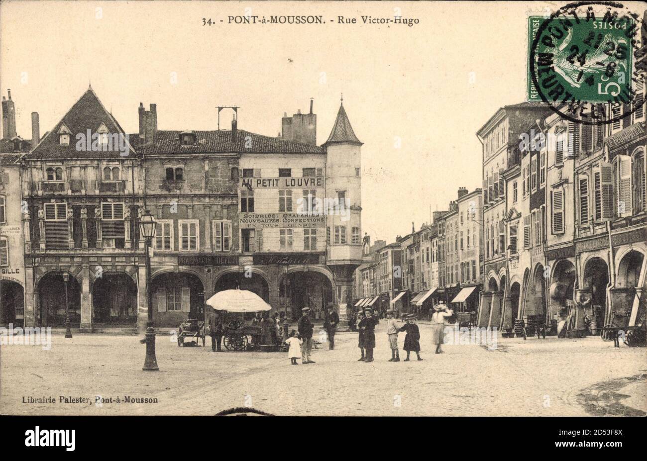 Rue victor hugo, pont à mousson Banque de photographies et d'images à haute  résolution - Alamy