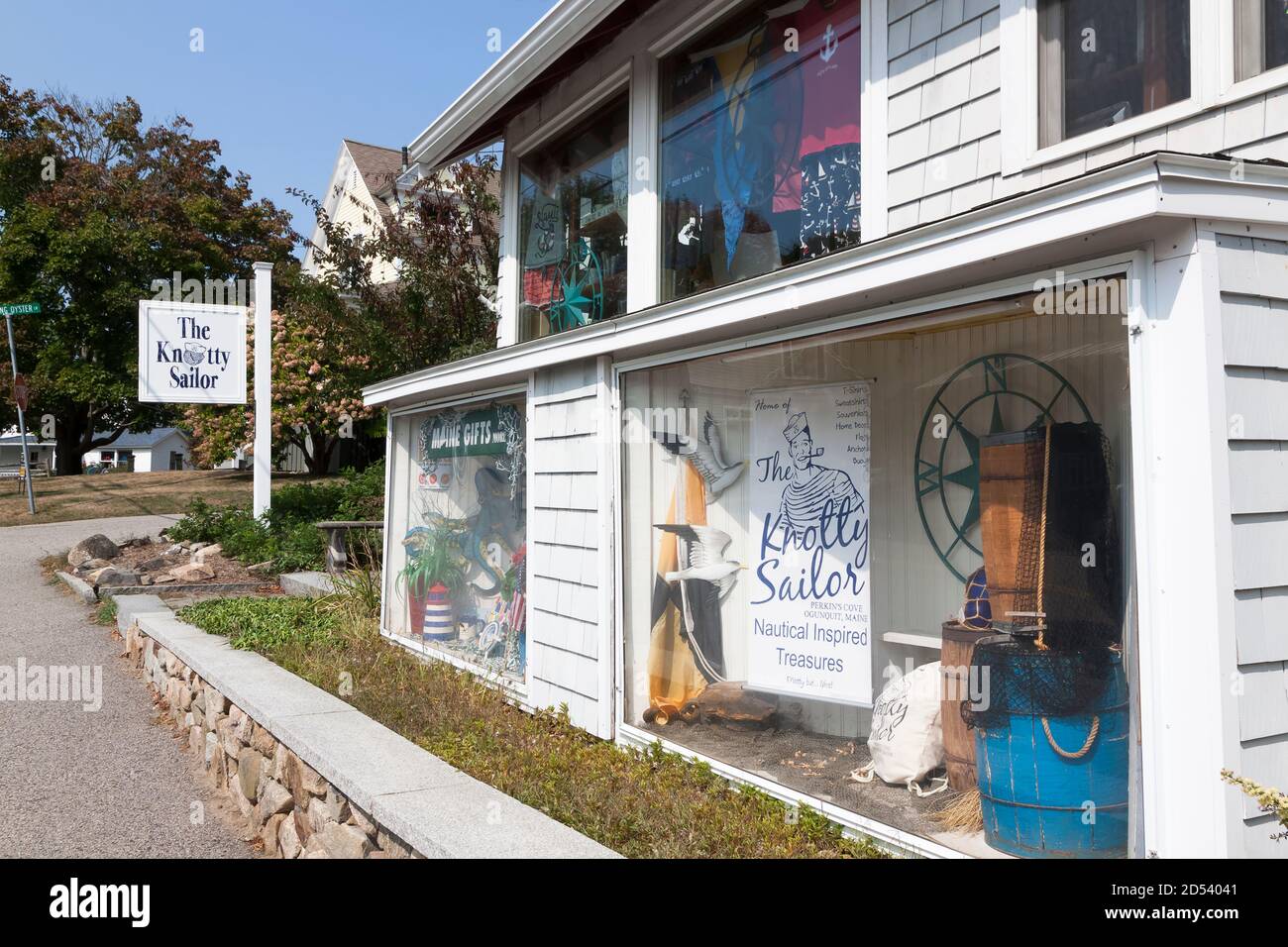 La boutique de cadeaux Knotty Sailor à Ogunquit, Maine, vend des articles nautiques. Banque D'Images