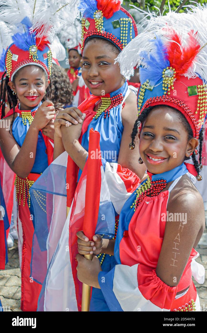 Tenue de carnaval fille sale