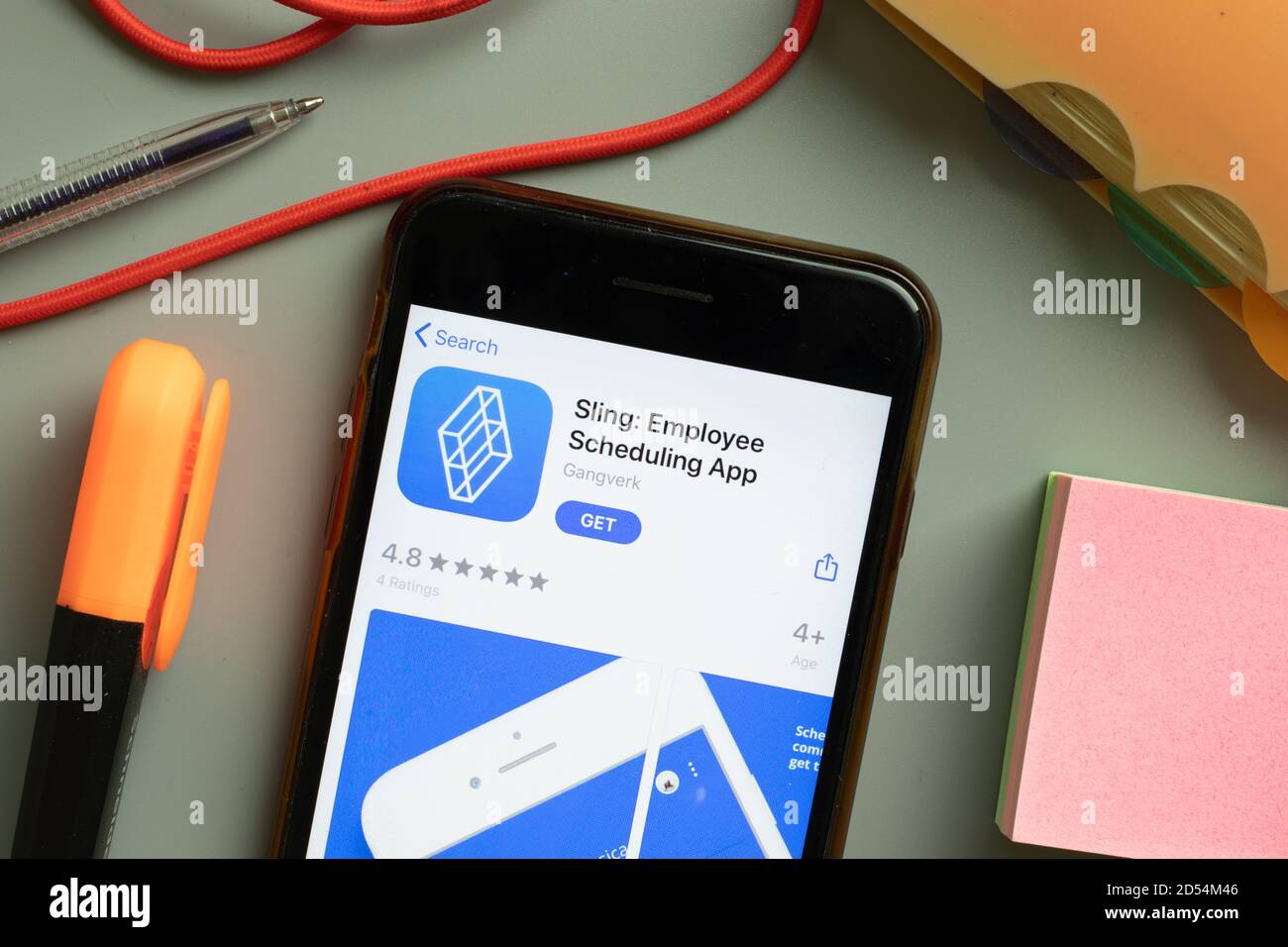 New York, États-Unis - 29 septembre 2020 : logo de l'application mobile Sling Employee Scheduling sur l'écran du téléphone, illustration éditoriale Banque D'Images