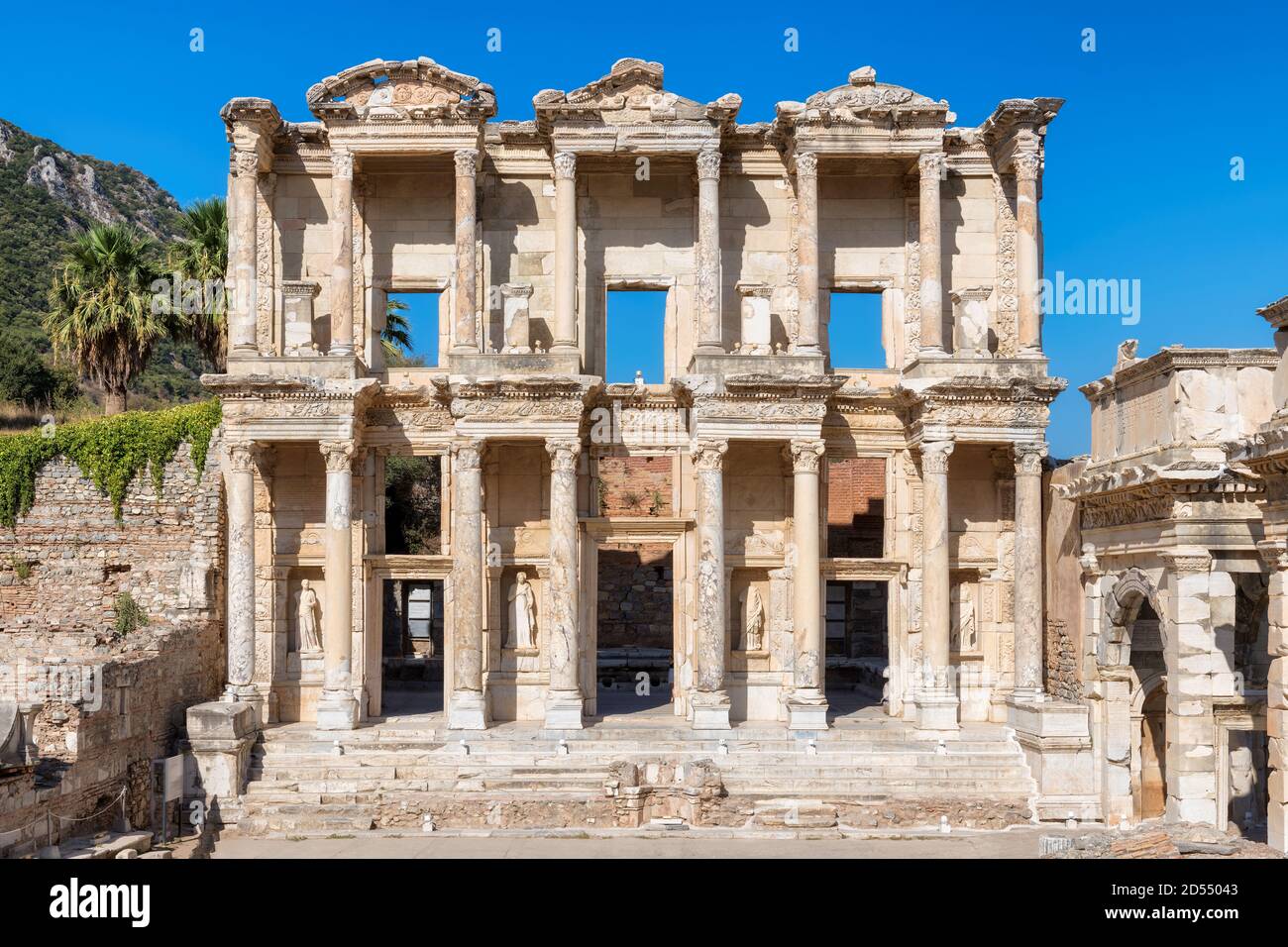 Bibliothèque Celsius dans la ville antique d'Éphèse, Turquie. Banque D'Images