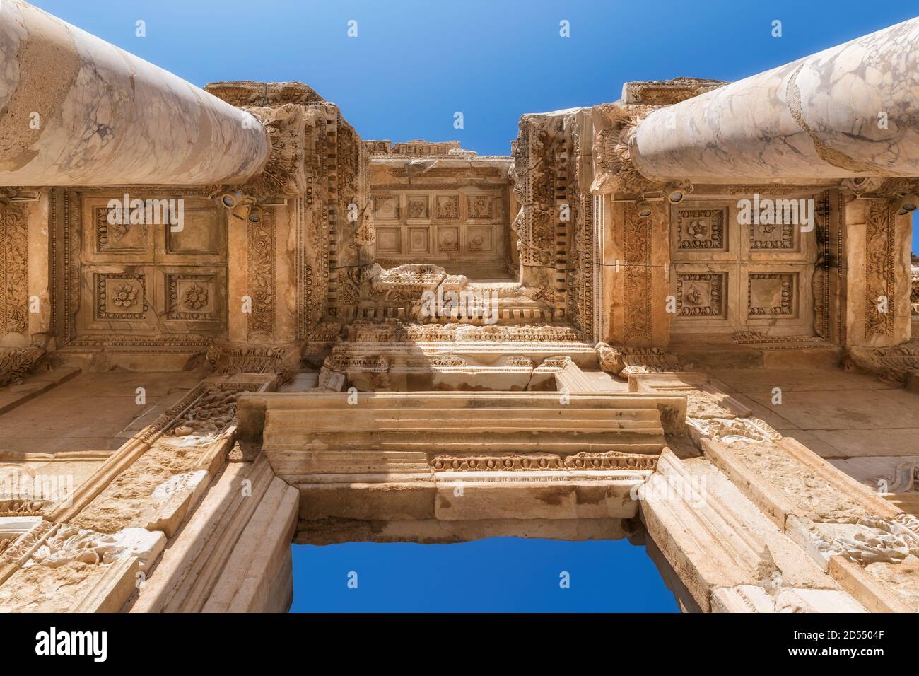 Bibliothèque Celsius dans la ville antique d'Éphèse, Turquie. Banque D'Images