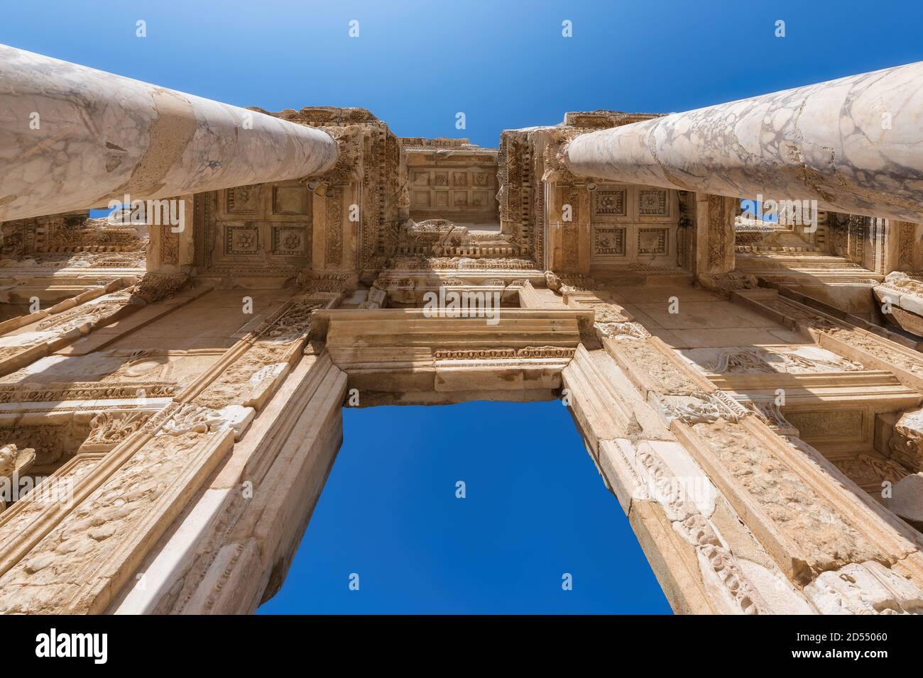 Bibliothèque Celsius dans la ville antique d'Éphèse, Turquie. Banque D'Images