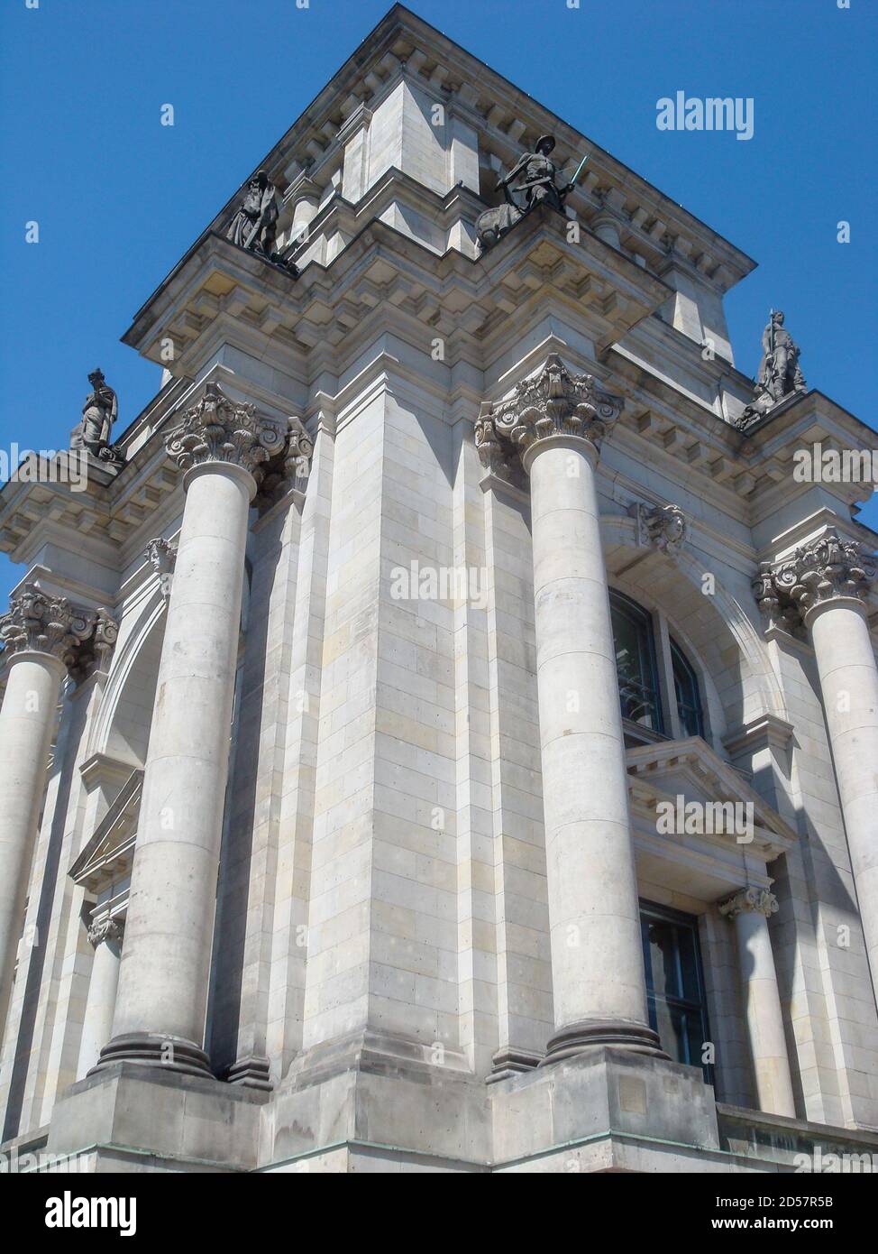 Bâtiments historiques à Berlin: Bundestag le Parlement fédéral allemand Banque D'Images