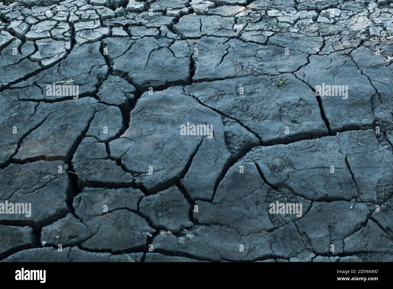 un sol extrêmement sec est brisé comme concept de réchauffement de la planète Banque D'Images