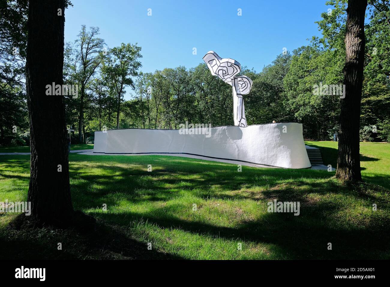 Sculpture en béton jardin d'émail de l'artiste français Jean Dubuffet au musée Kröller Müller. Banque D'Images