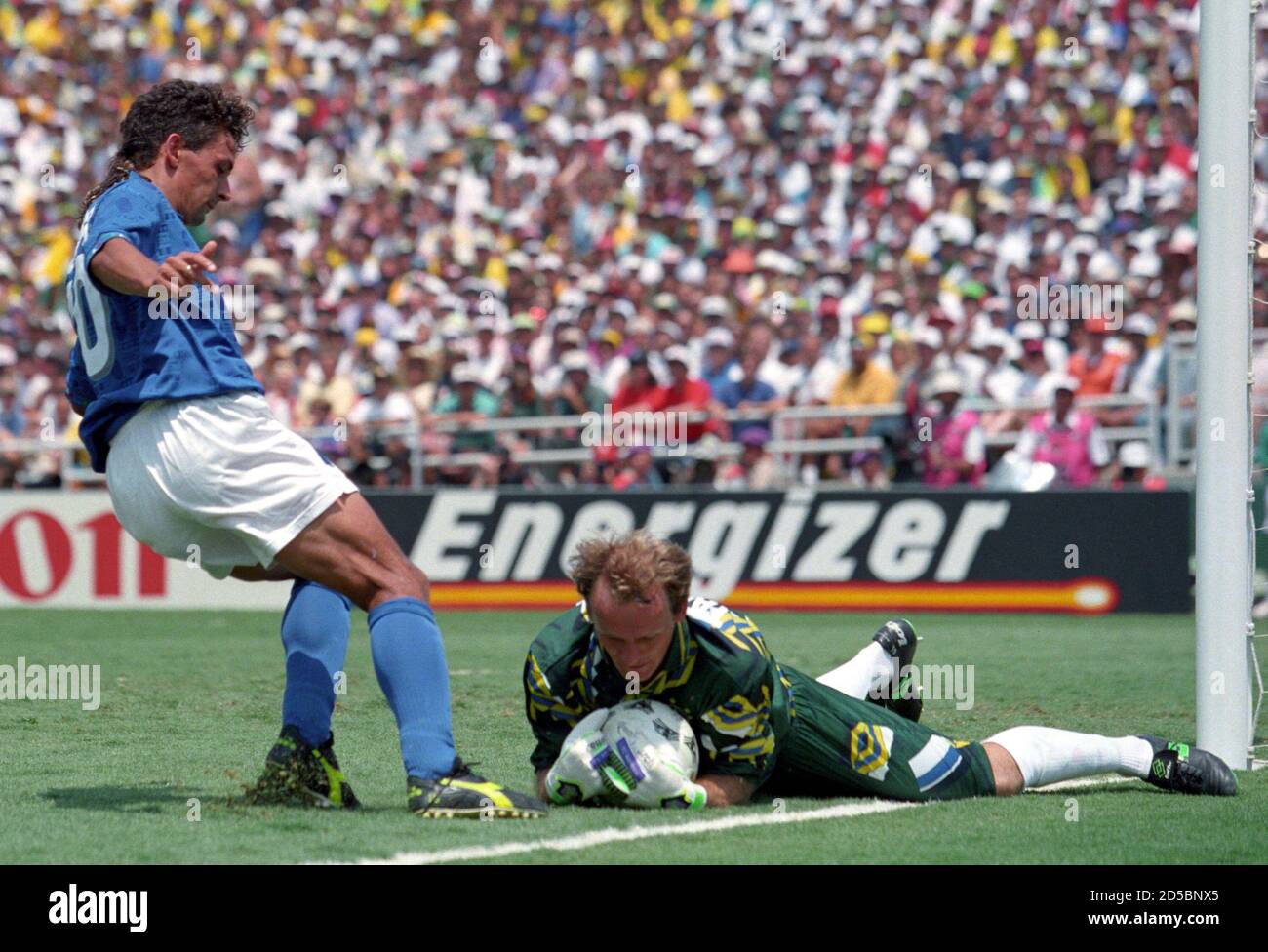 ROBERTO BAGGIO & DUNGA BRÉSIL / ITALIE FINALE DE LA COUPE DU MONDE - 17 juillet 1994 Photo Stock - Alamy