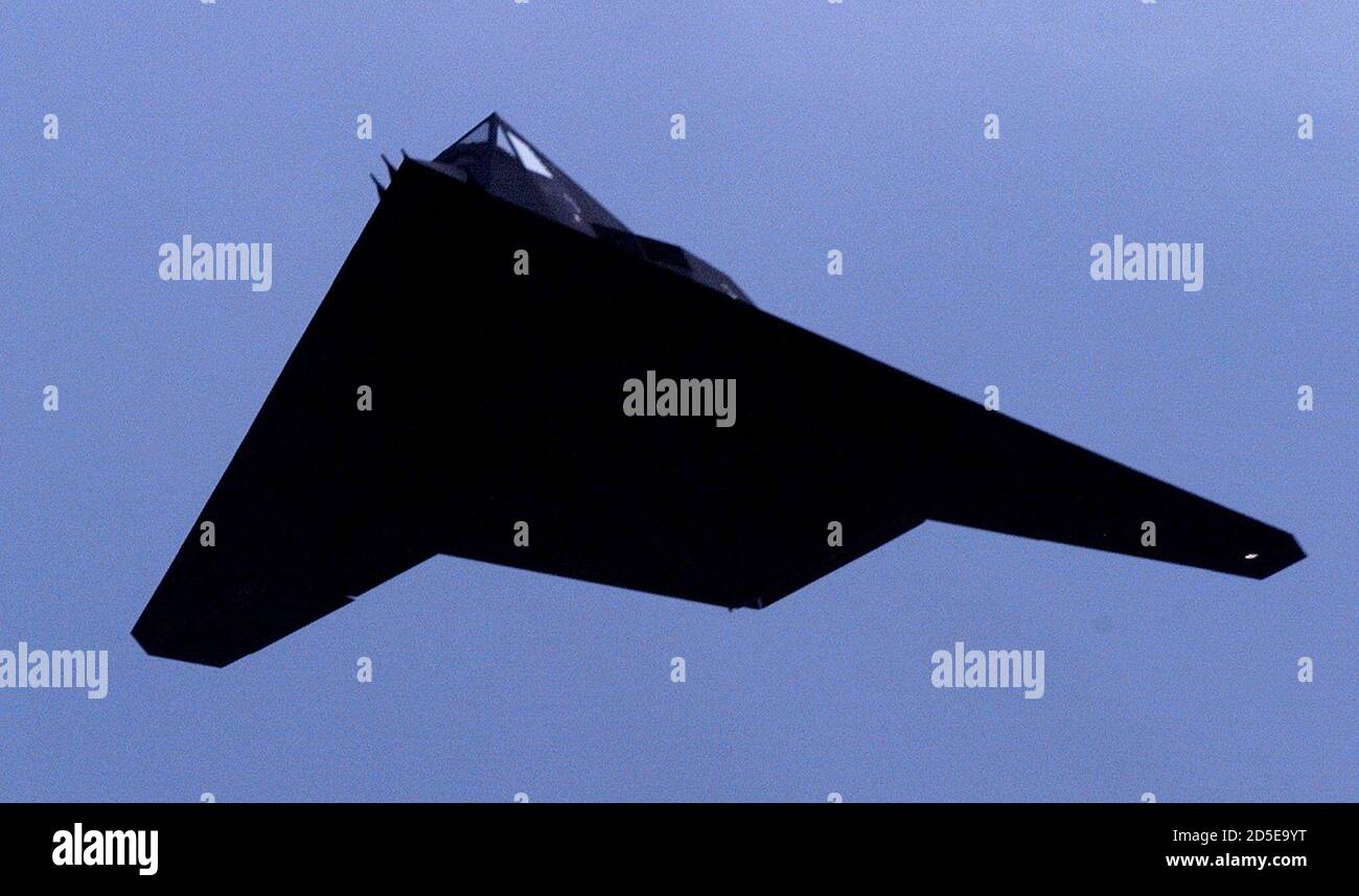 A USAF F117A Nighthawk Stealth takes off from Aviano air base March 28
