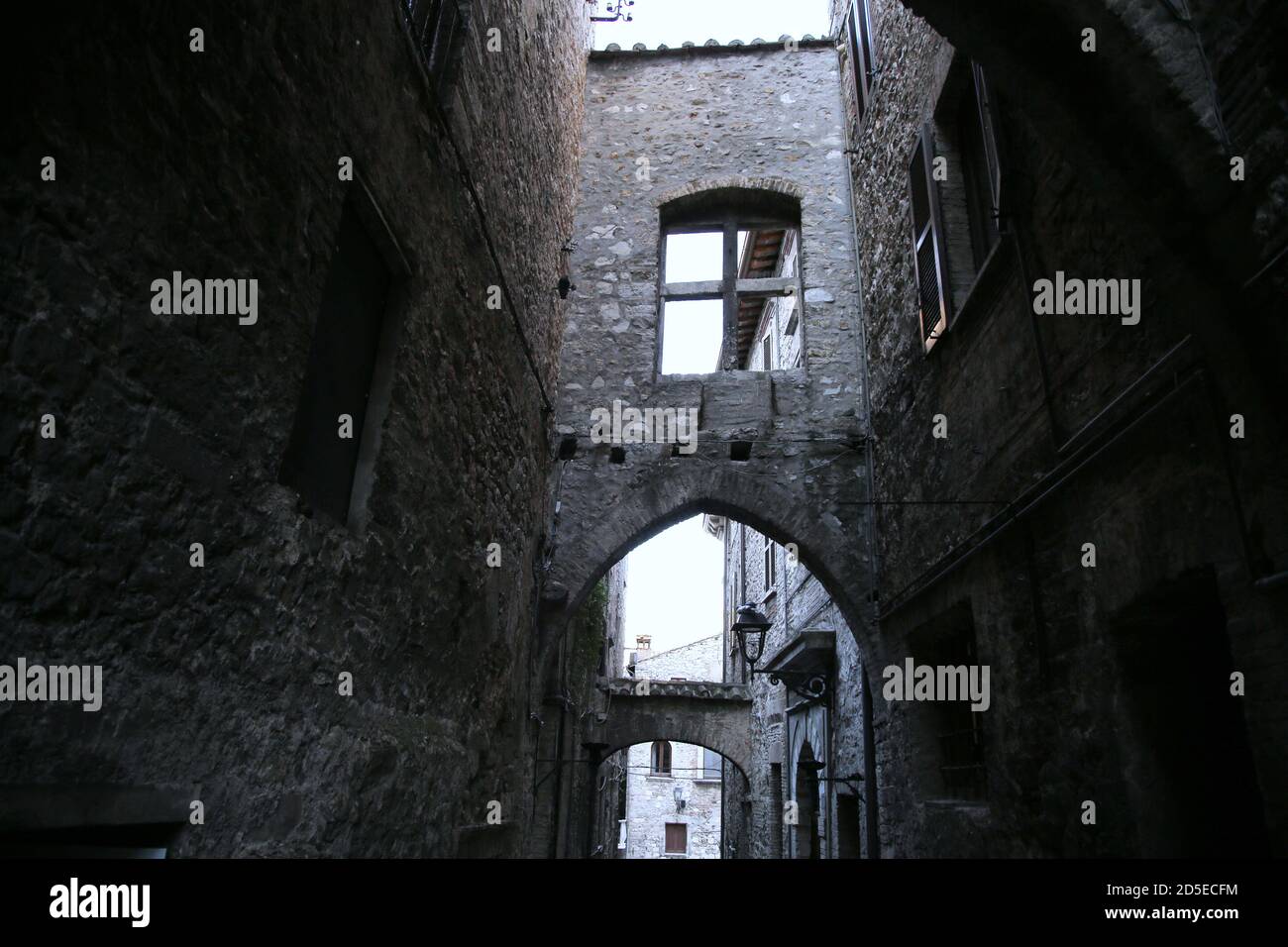 Allée de la ville médiévale de Narni Banque D'Images