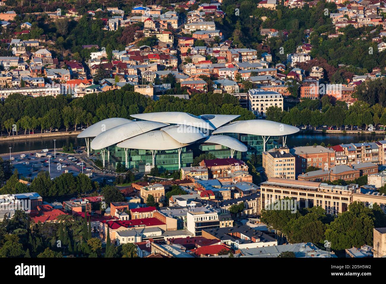 Panorama urbain de Tbilissi, capitale de la Géorgie, avec le ministère de Énergie Europe de l'est Banque D'Images