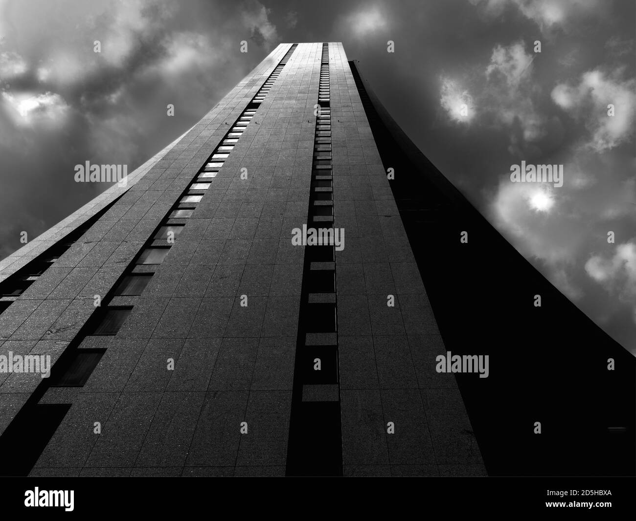 Vue en angle bas de la Chase Tower dans South Loop, Chicago, Illinois Banque D'Images