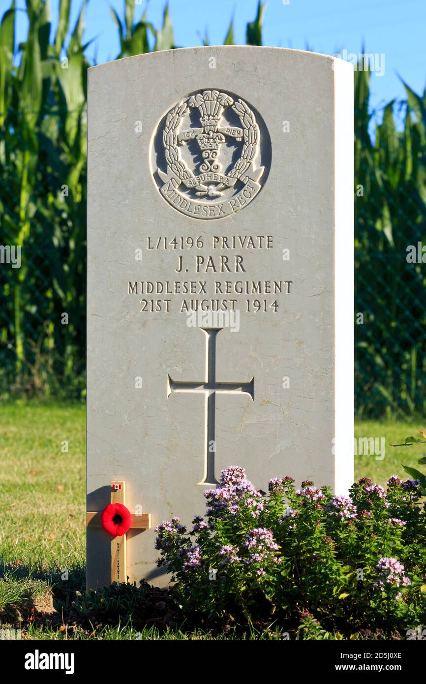 La tombe du soldat John Henry Parr (1897-1914) le premier soldat de l'Empire britannique à être tué au cours de la première Guerre mondiale à Mons, en Belgique Banque D'Images