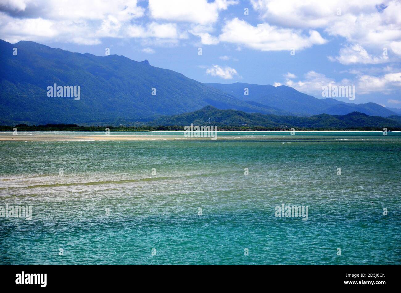 bar de sable sur le port océanique douglas australie Banque D'Images