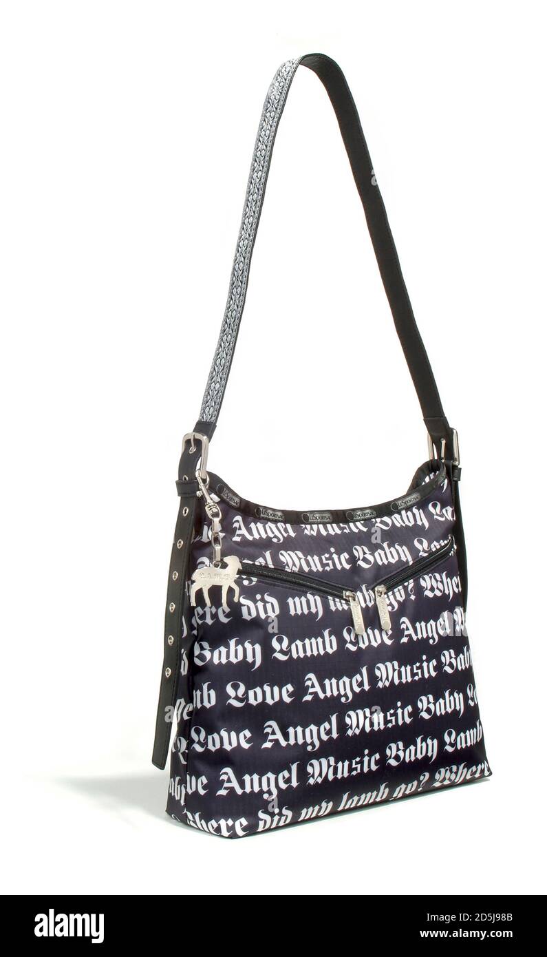 sac de sport cartable noir avec texte blanc photographié un arrière-plan blanc Banque D'Images