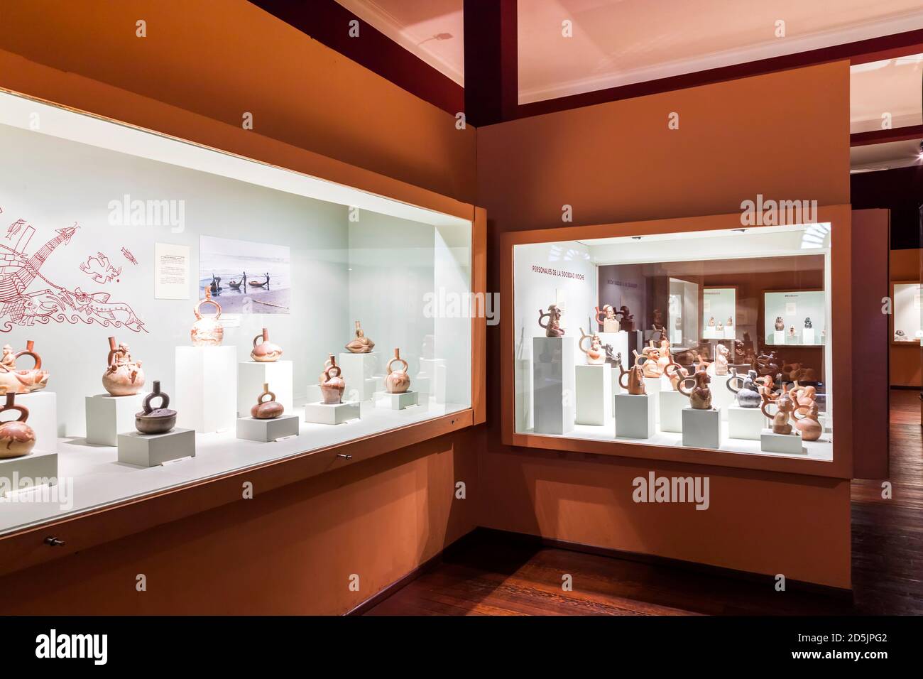Collection de la période intermédiaire et du milieu de l'horizon, « Musée national d'archéologie, d'anthropologie et d'histoire du Pérou », Lima, Pérou, Amérique du Sud Banque D'Images